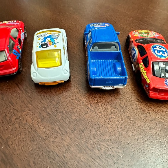 7 Vtg 90's Matchbox Nascar Cereal Cheerios Froot Loops Lucky Charms Diecast Cars - Picture 8 of 12